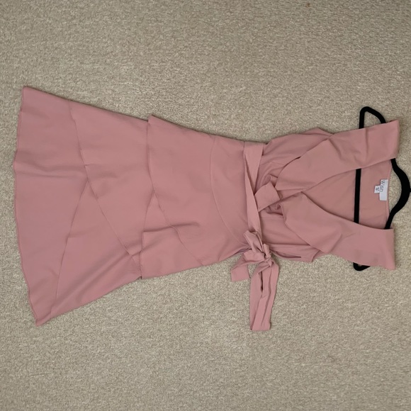 WISH Dahlia Dress - Picture 2 of 9